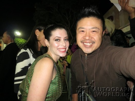 Lauren Miller autograph