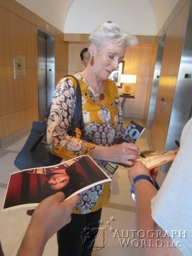 Lee Meriwether autograph