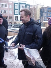 signing photo