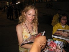 signing photo