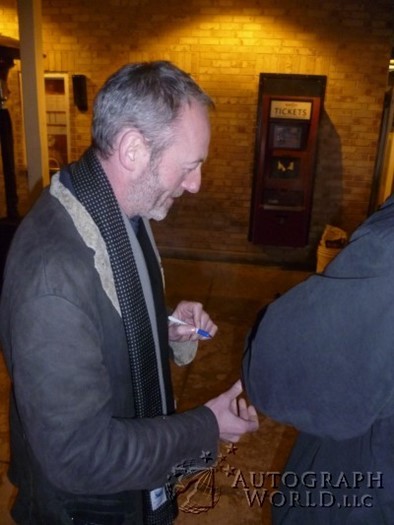 Liam Cunningham autograph