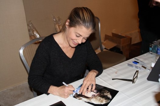 Linda Hamilton autograph