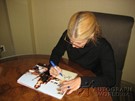 Linda Hamilton signing proof