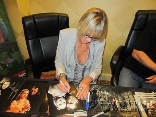 Linda Hayden autograph