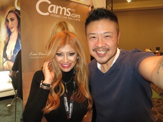 Lisa Daniels autograph