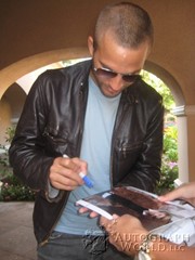 signing photo