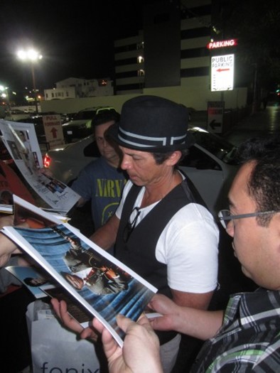 Lou Diamond Phillips autograph