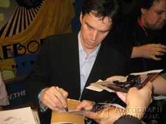 signing photo
