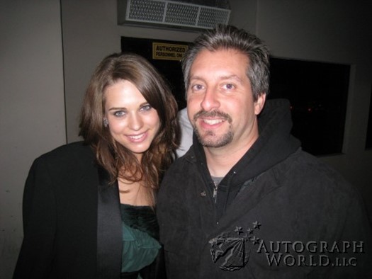 Lyndsy Fonseca autograph