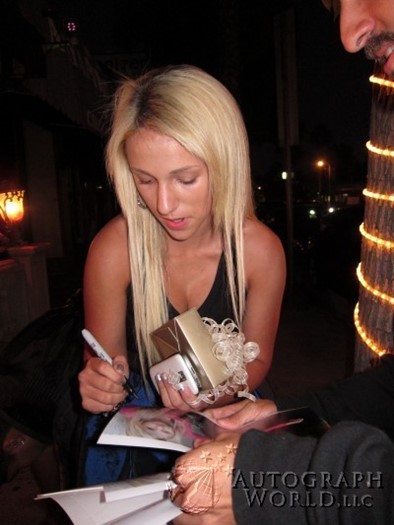 Mandy Rain autograph