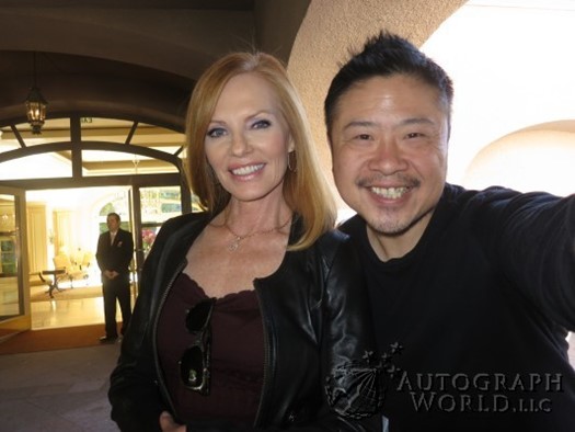 Marg Helgenberger autograph