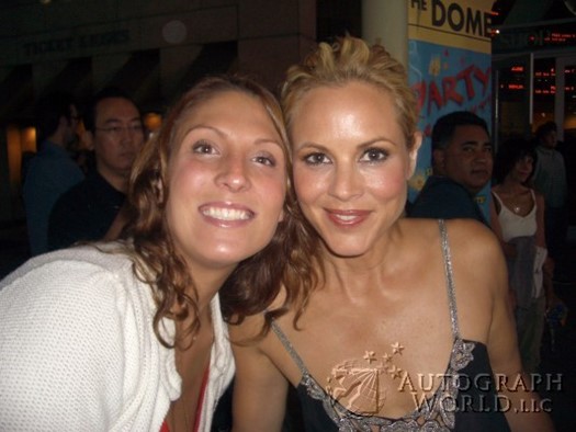 Maria Bello autograph