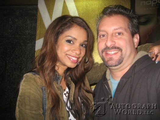 Marisa Lauren autograph