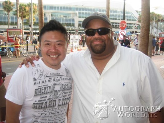 Mark Christopher Lawrence autograph