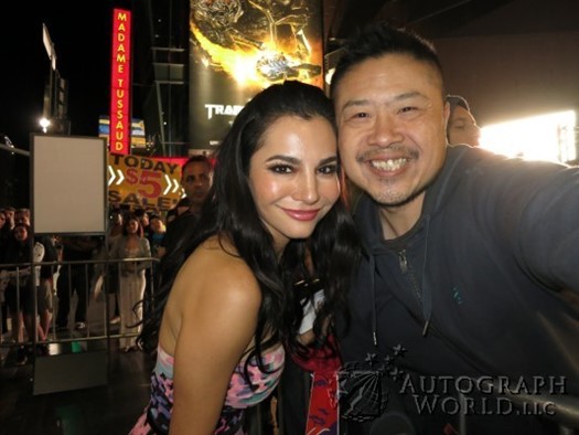 Martha Higareda autograph