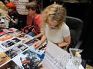 Maryam d'Abo signing proof