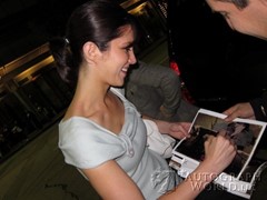 signing photo
