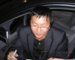 signing photo