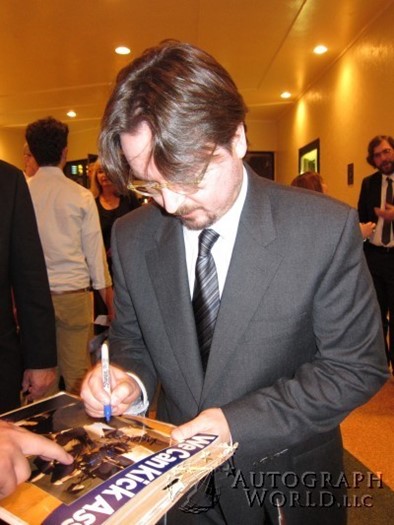 Matt Reeves autograph