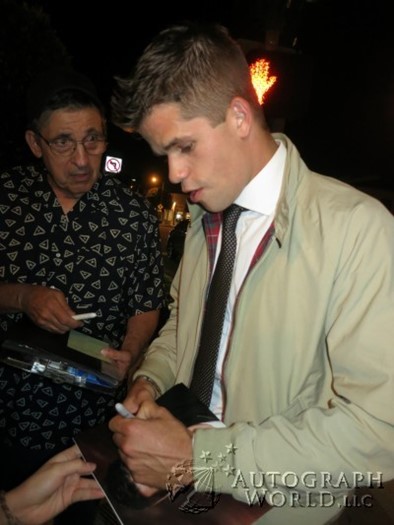Max Carver autograph