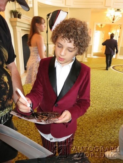 Maxim Knight autograph