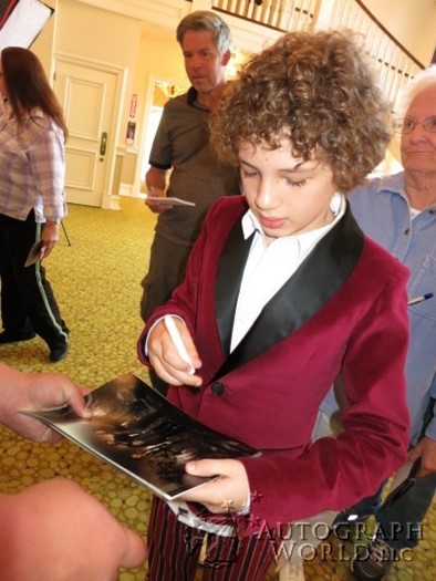 Maxim Knight autograph