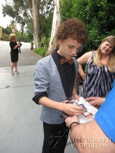 Maxim Knight autograph