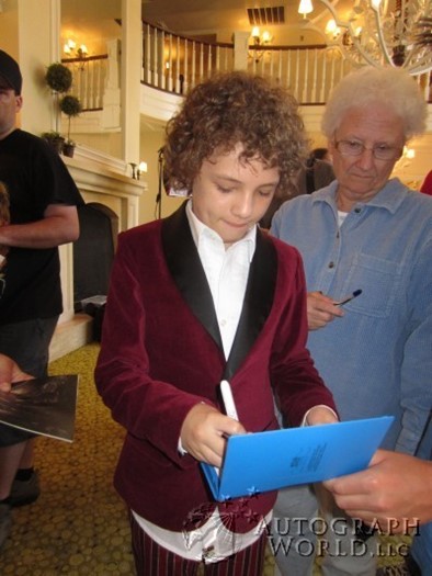 Maxim Knight autograph