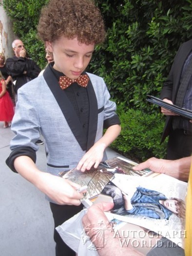 Maxim Knight autograph