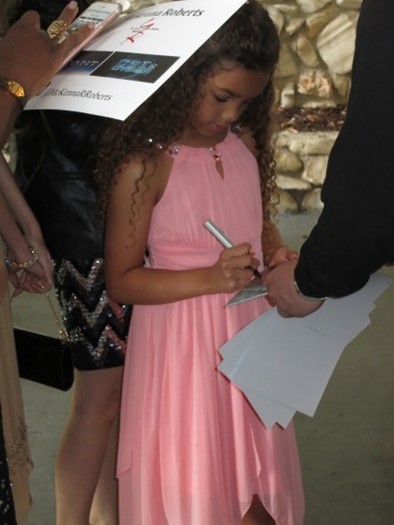 McKenna Roberts autograph