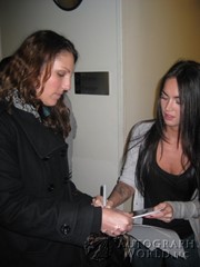 signing photo