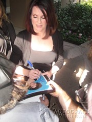 signing photo