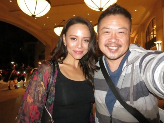 Melissa O'Neil autograph