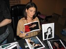 Meredith Salenger signing proof