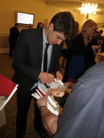 Michael Grant autograph