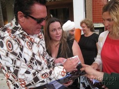 signing photo
