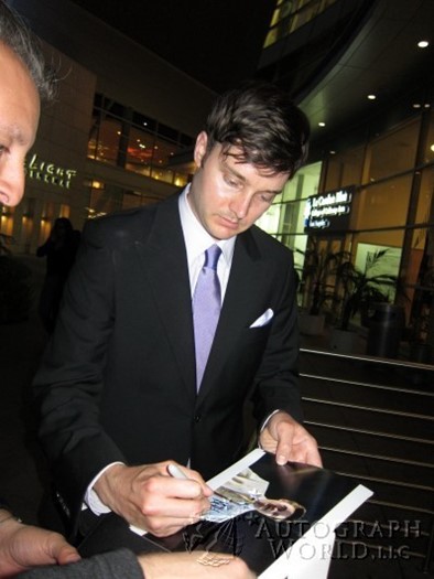 Michael McMillan autograph