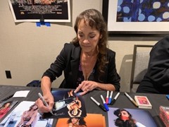 signing photo