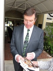 signing photo