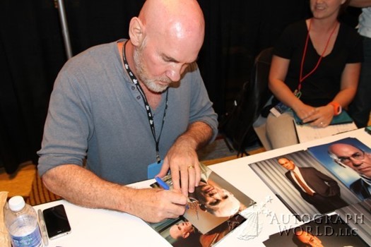 Mitch Pileggi autograph