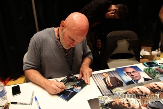 Mitch Pileggi autograph