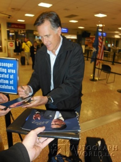 Mitt Romney autograph