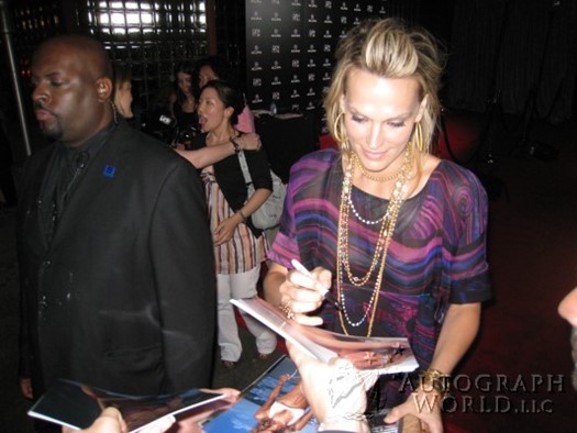 Molly Sims autograph