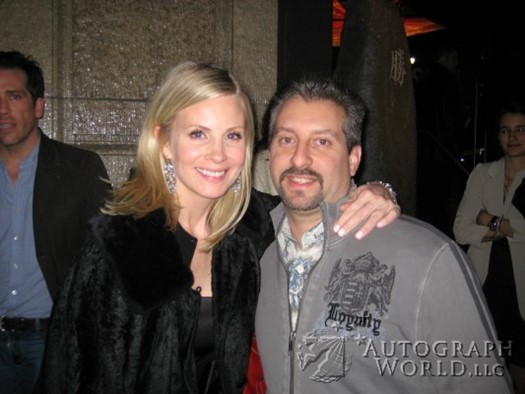 Monica Potter autograph