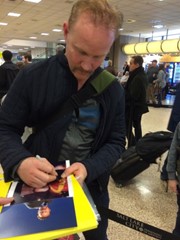 signing photo
