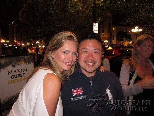 Natasha Henstridge autograph