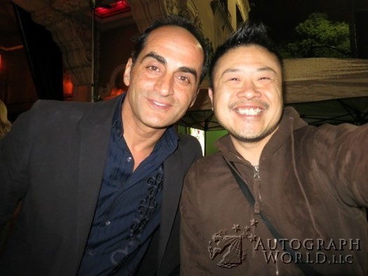 Navid Negahban autograph