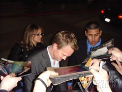 signing photo