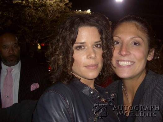Neve Campbell autograph