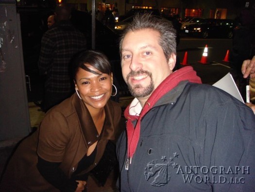 Nia Long autograph